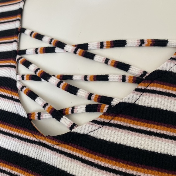 ๐ 2/$25 Aeropostale Seriously Soft Long Sleeve Striped Strappy Top - Picture 2 of 5